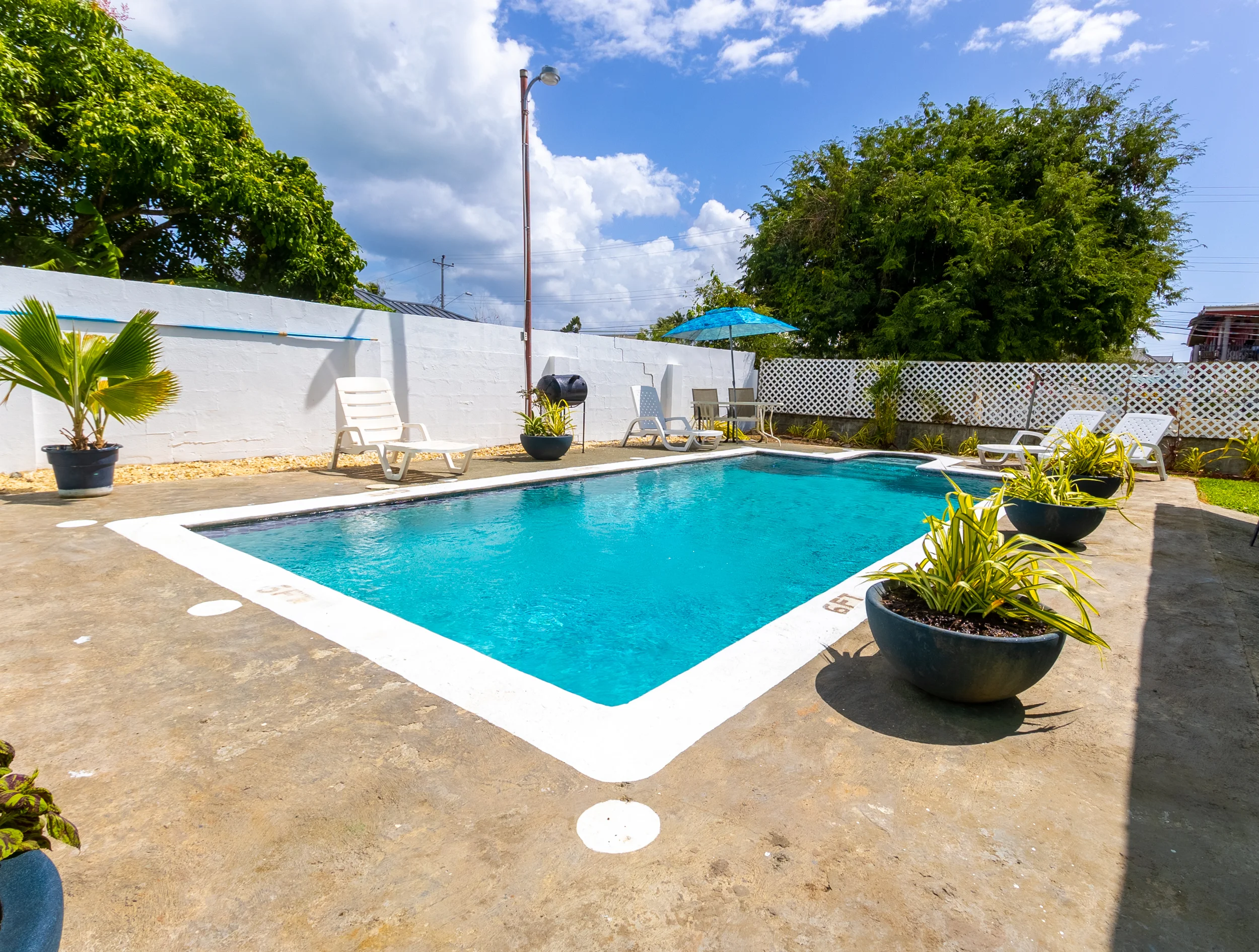 Pool-view